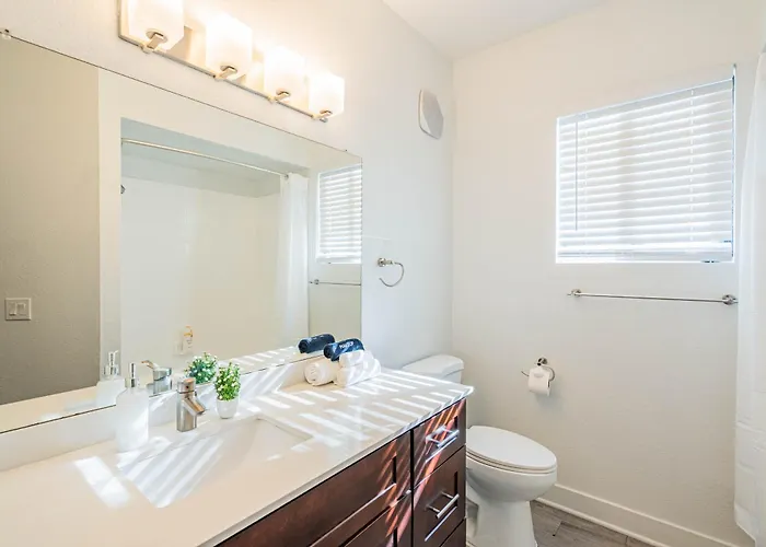 Near Airport-diablo Stadium-pool-spa-gym-parking Apartment Tempe