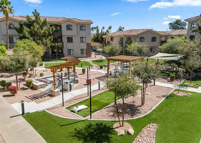 Apartment Near Airport-diablo Stadium-pool-spa-gym-parking Tempe
