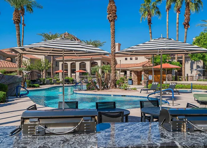 Near Airport-diablo Stadium-pool-spa-gym-parking