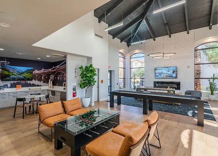 Near Airport-diablo Stadium-pool-spa-gym-parking Apartment Tempe